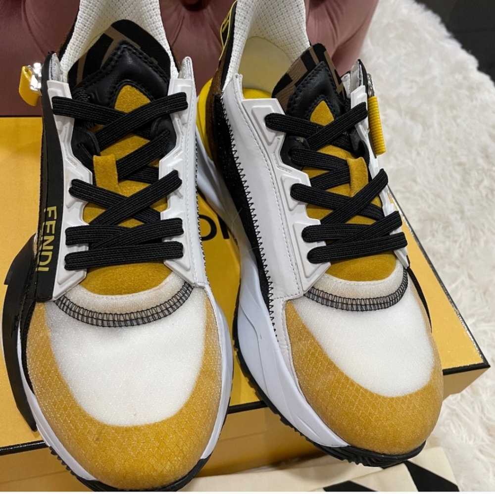 Fendi flow sneakers